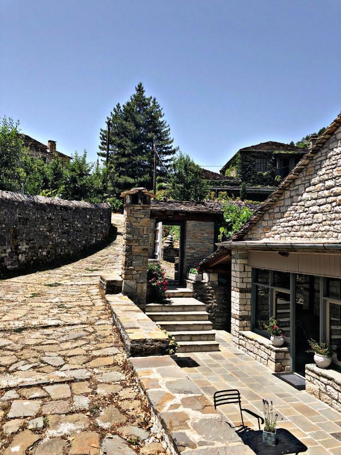 Konaki Hotel Pápingo Kültér fotó